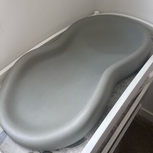 Keekaroo Peanut Changer